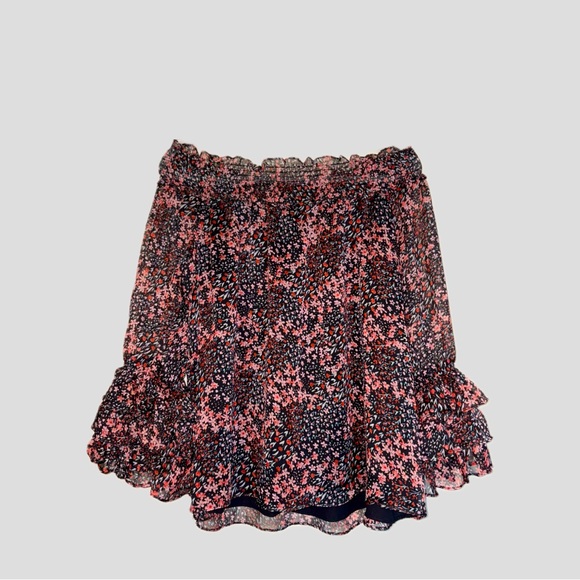 CeCe Floral Blouse with Eleastic Neckline Size M - Picture 3 of 5